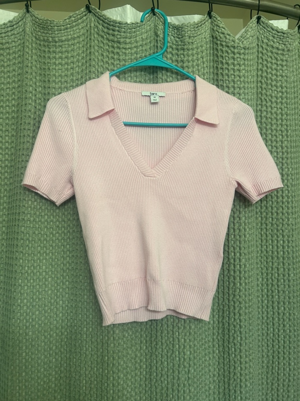 Bar III Light Barbie Pink Ribbed V-Neck Short Sleeve Sweater